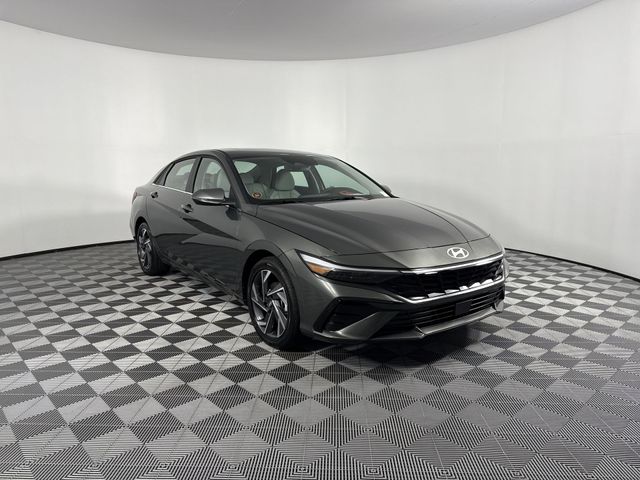 New 2025 Hyundai Elantra Hybrid For Sale in Indianapolis, IN