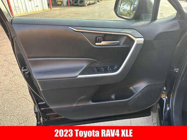 2023 Toyota RAV4 XLE 4