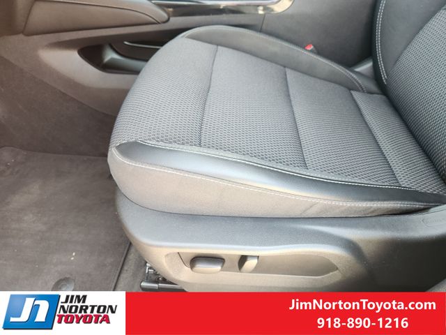 Used 2023 Buick Envision SUV