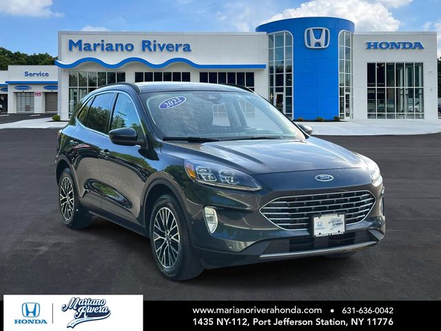 2022 Ford Escape Hybrid Plug-in Titanium FWD