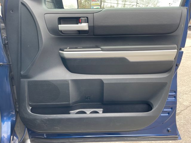 2015 Toyota Tundra SR5 - Blue Ribbon Metallic exterior view 15