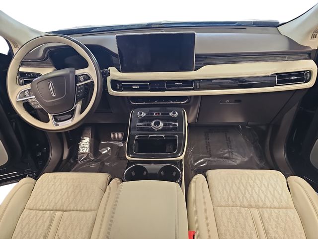 Used 2022 Black Lincoln Black Label image 9