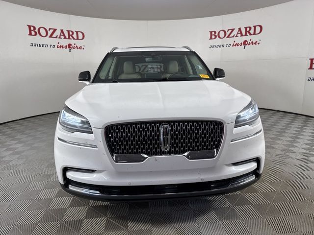 2022 Pristine White Metallic Tri-Coat Lincoln Aviator Reserve RWD SUV