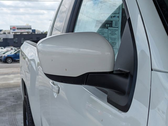 2025 Nissan Frontier SV photo
