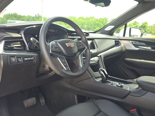 2025 Cadillac XT5 Premium Luxury:46862A