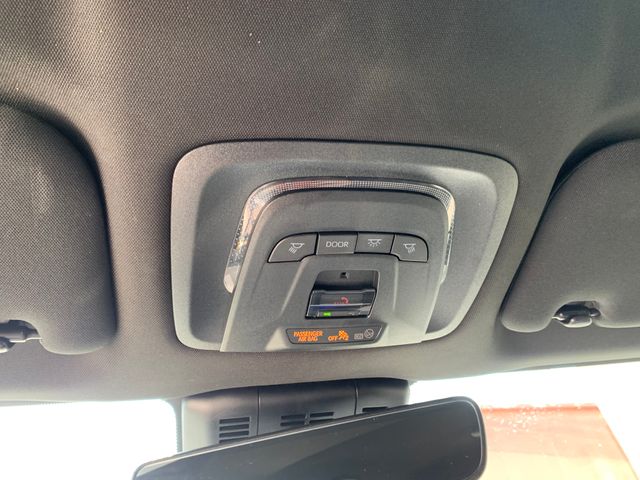 Used 2025 Toyota Crown Signia SUV