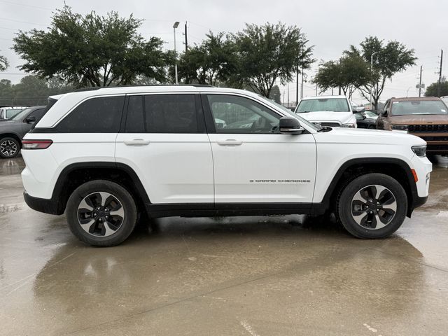 2024 Jeep Grand Cherokee 4xe White/off-white at River Oaks CDJR