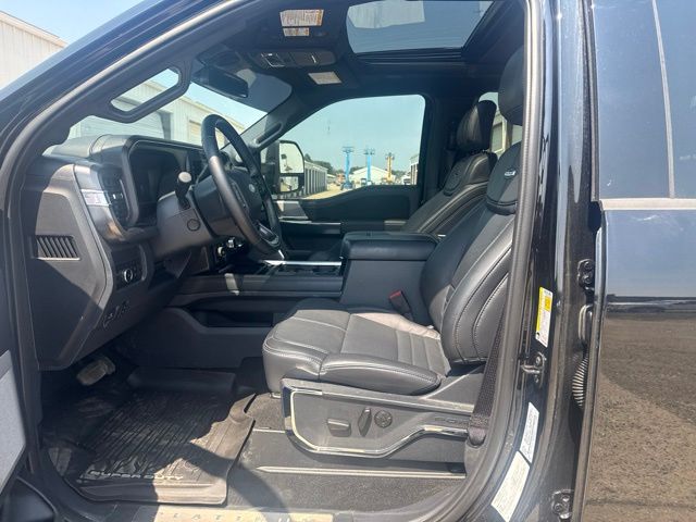 2026 Agate Black Metallic Ford Super Duty F-250 SRW Platinum 4X4 Truck