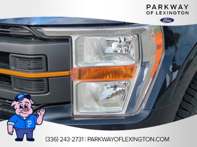 Used 2022 Blue Ford Tremor image 9