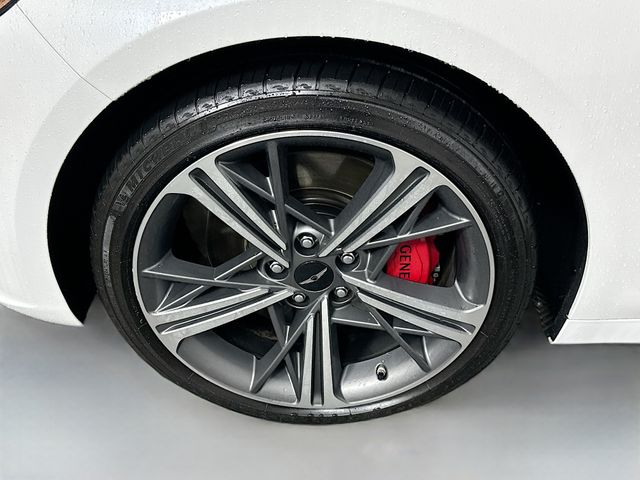 Thumbnail: 2025 Genesis G70 - 32