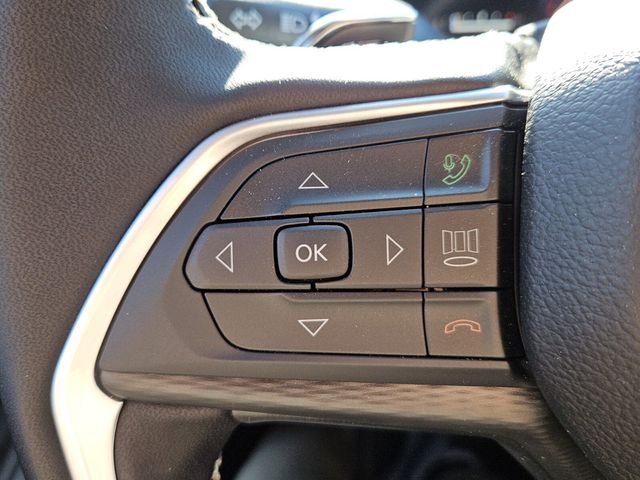 2026 Jeep Grand Cherokee L Altitude 4x2