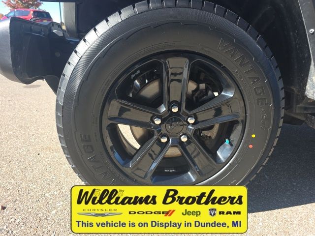 2022 Jeep Wrangler Unlimited Sahara Altitude - Sting-Gray Clearcoat exterior view 13