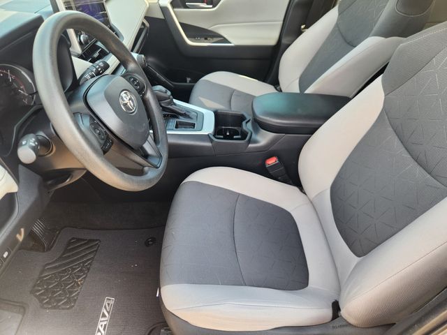 2023 Toyota RAV4 XLE Silver at Community Honda