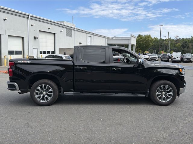 Used 2025 Black Chevrolet LT image 5