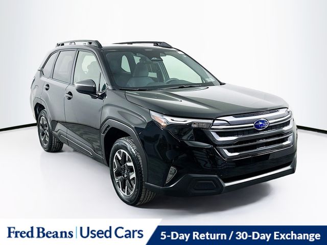 2025 Subaru Forester Premium Crossover AWD