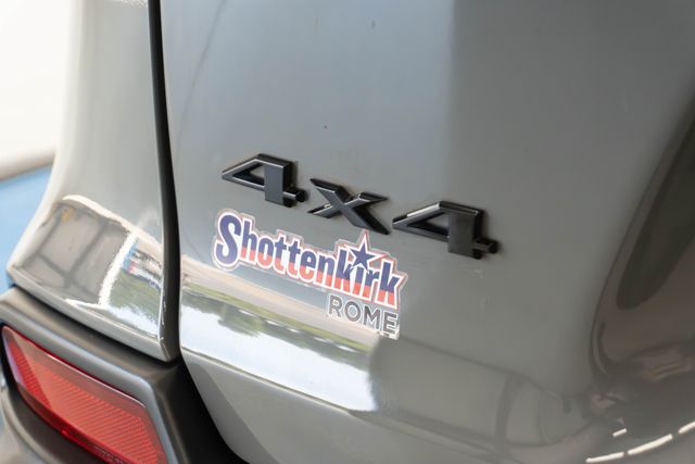 Used 2023 Jeep Cherokee SUV