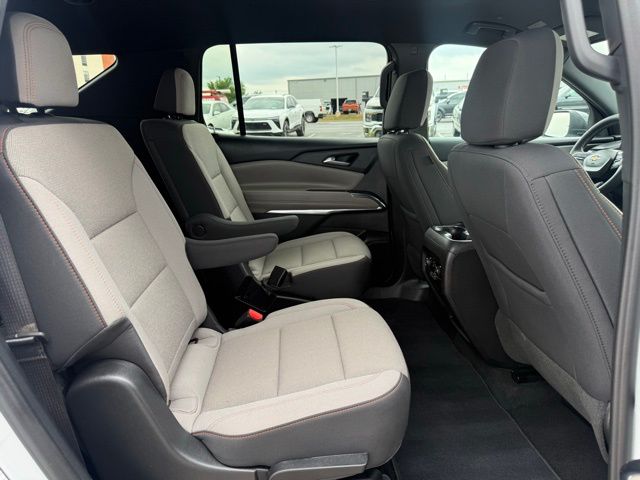 used 2026 Chevrolet Traverse car, priced at $43,051