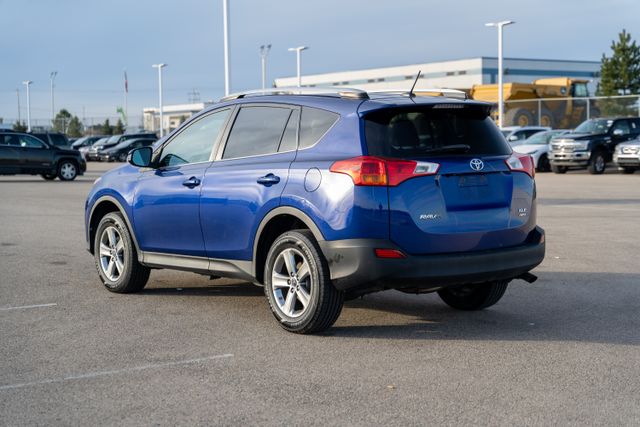 2015 Toyota RAV4 XLE 5