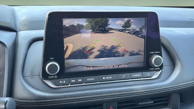 Used 2025 White Nissan S image 26
