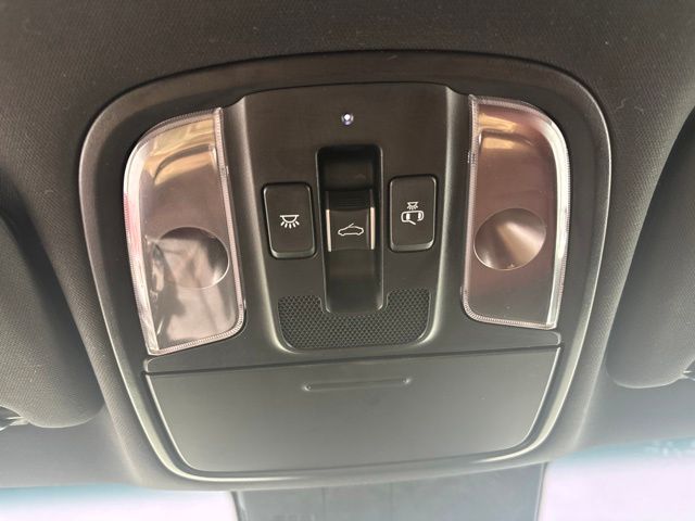 Used 2018 Kia Stinger Sedan