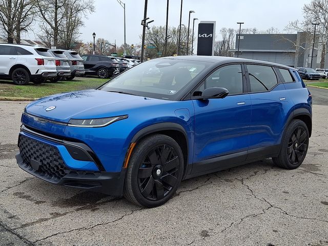 View vehicle photo 3