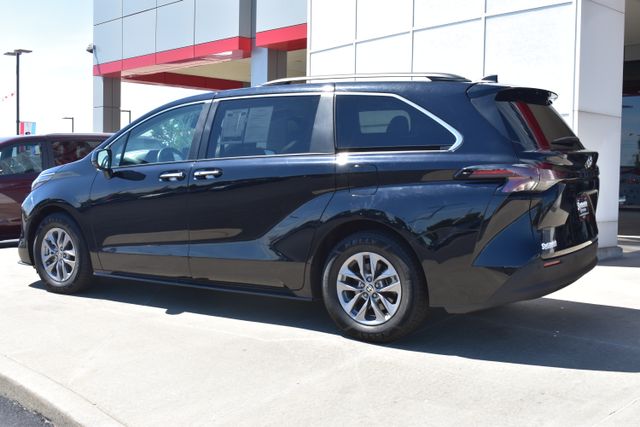 2024 Toyota Sienna XLE - Photo 7
