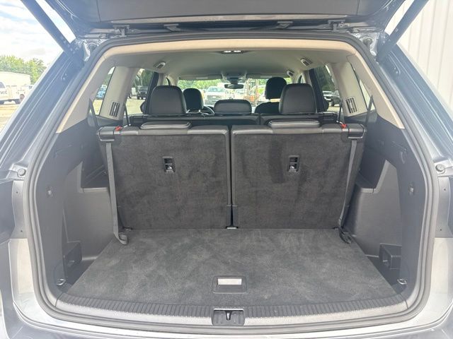 2025 Volkswagen Atlas 2.0T SE w/Technology:L168456A