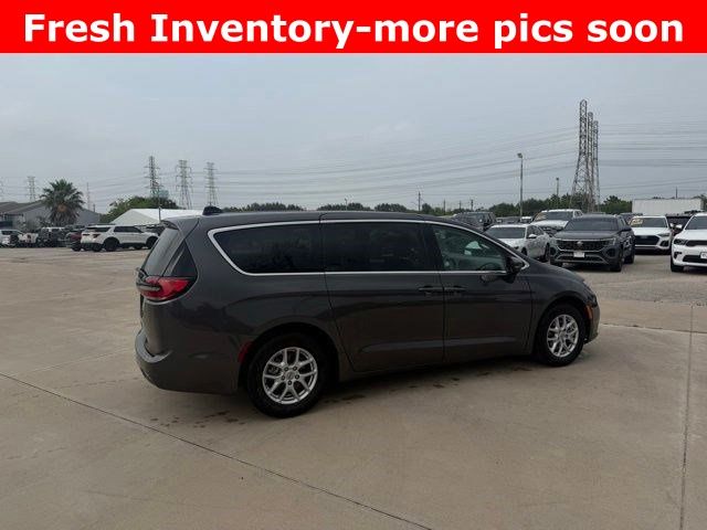 2023 Chrysler Pacifica Touring L Gray at Texan Dodge Chrysler Jeep Ram