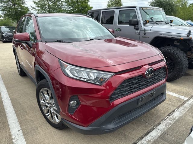 Red (Maroon) 2020 Toyota RAV4 XLE Premium FWD SUV / Crossover Front-Wheel Drive 8-Speed Automatic