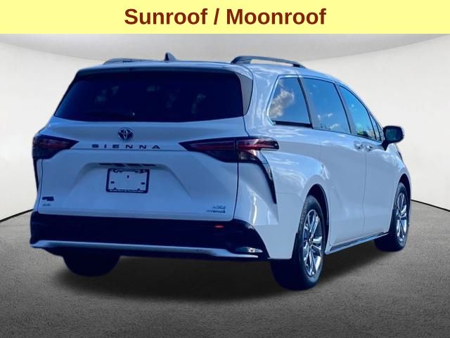 2022 Toyota Sienna XSE 5