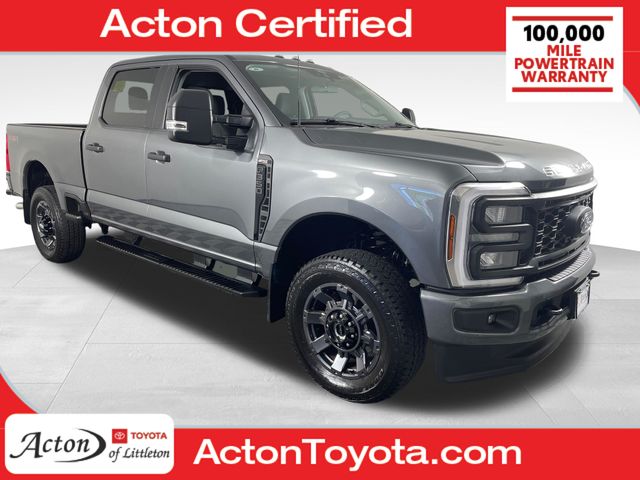Carbonized Gray Metallic 2026 Ford F-350 Super Duty Pickup Truck Four-Wheel Drive Automatic