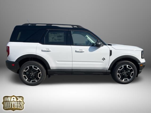 2024 Ford Bronco Sport Outer Banks 12