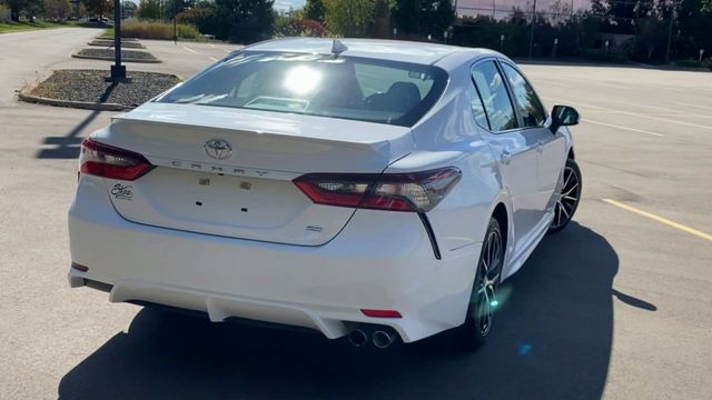 2021 Toyota Camry SE 7