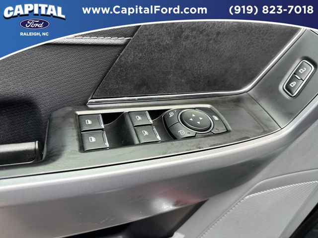Used 2025 Red Ford XLT image 20