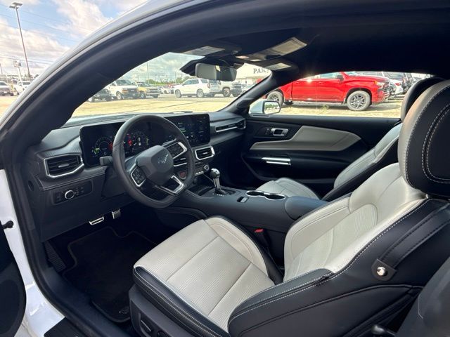 2024 Ford Mustang EcoBoost Premium:169539A