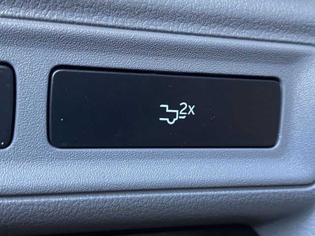 2023 Agate Black Metallic Ford F-150 XLT 4X4 Truck