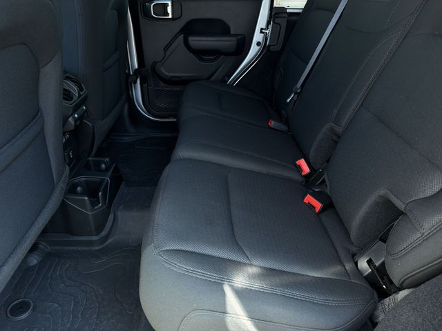 Used 2023 Silver Jeep Sport S image 20