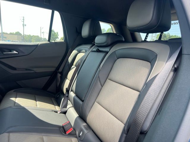 2027 Chevrolet Equinox LT - Photo 25