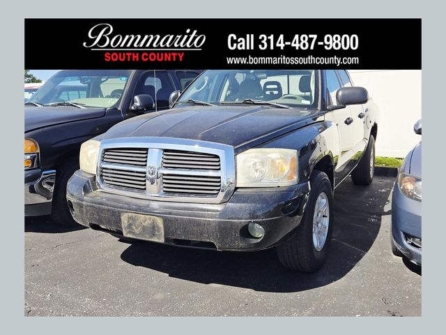 Black Clearcoat 2006 Dodge Dakota SLT Quad Cab 4WD Pickup Truck Four-Wheel Drive 5-Speed Automatic