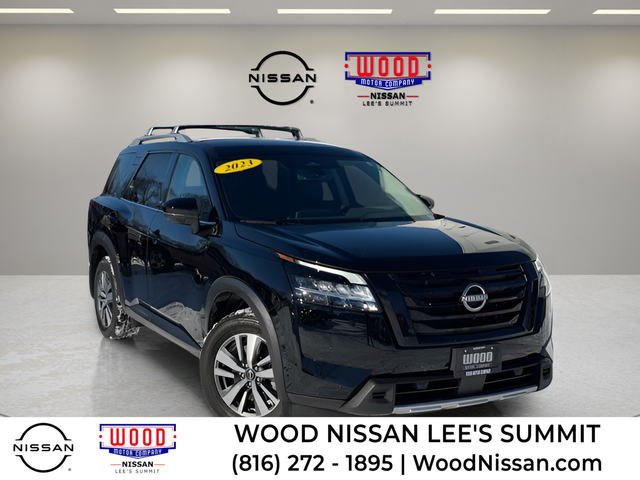 2023 Nissan Pathfinder SL 4WD