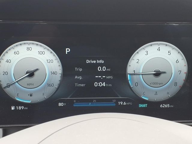 2023 Hyundai Elantra - Image 14