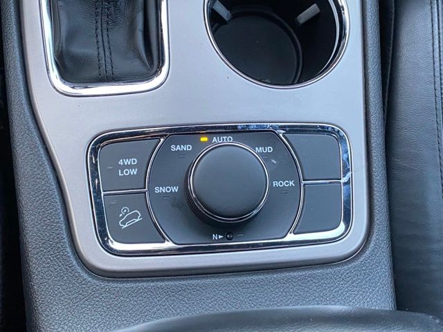 used 2021 Jeep Grand Cherokee car, priced at $21,392