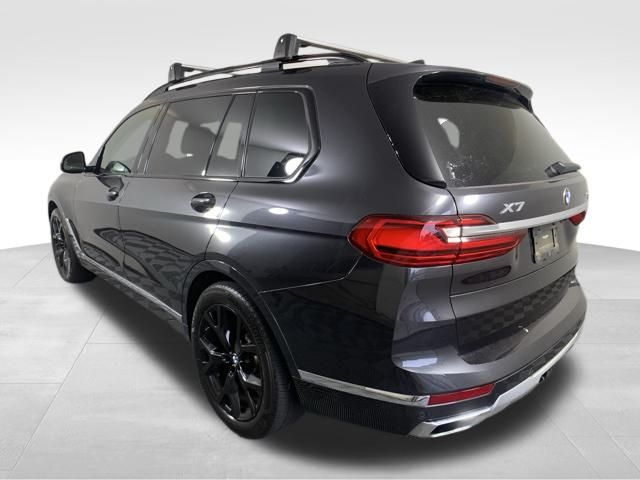 2022 BMW X7 xDrive40i 5