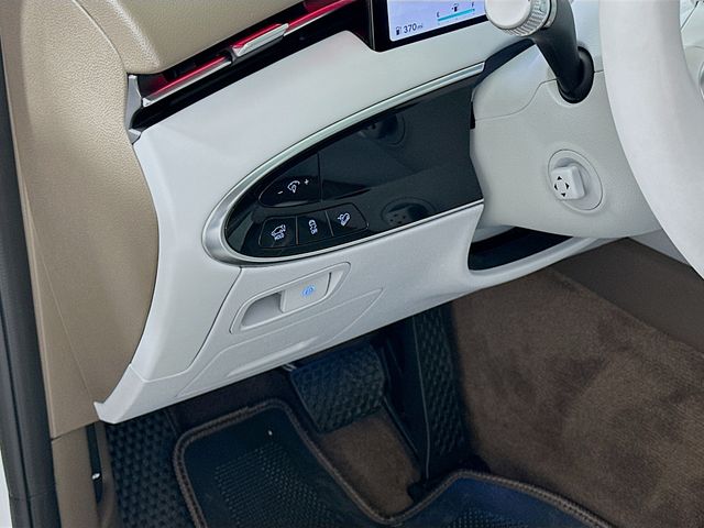 Thumbnail: 2026 Genesis GV70 - 10