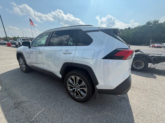 2023 Toyota RAV4 XLE Premium - Image 5