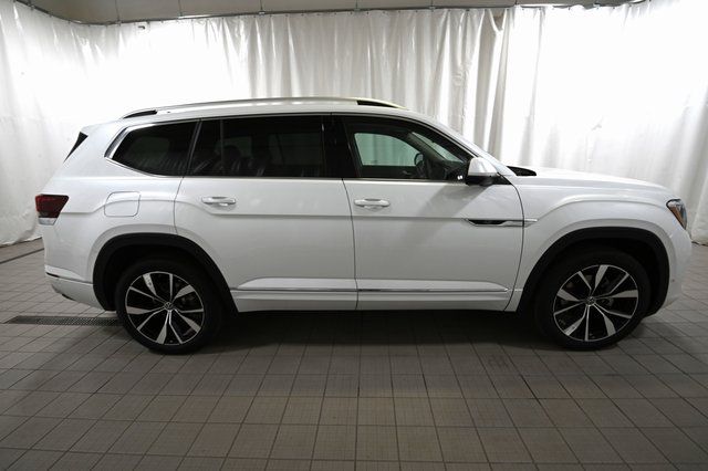 New 2026 White Volkswagen 2.0T SEL Premium R-Line image 15