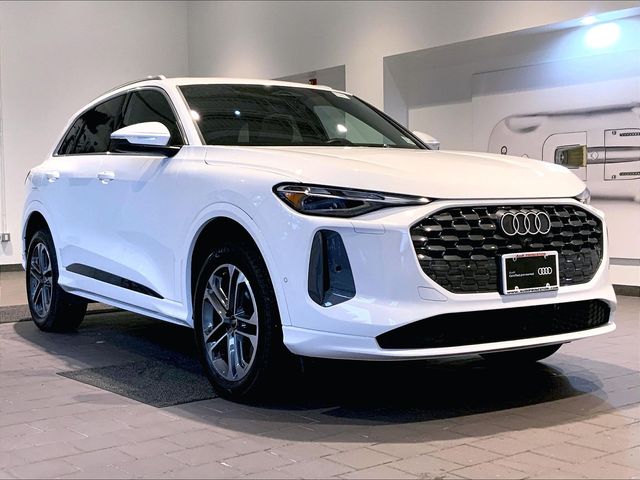 White 2025 Audi Q5 SUV / Crossover All-Wheel Drive 7-Speed Automatic