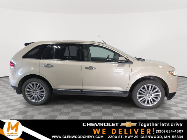 Gray (Platinum Dune Metallic Tri-Coat) 2015 Lincoln MKX SUV / Crossover All-Wheel Drive 6-Speed Automatic