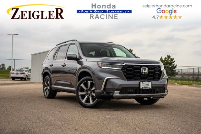 Lunar Silver Metallic 2025 Honda Pilot Touring AWD SUV / Crossover All-Wheel Drive Automatic
