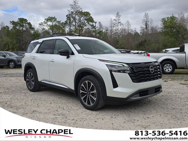 2026 Nissan Pathfinder Platinum FWD